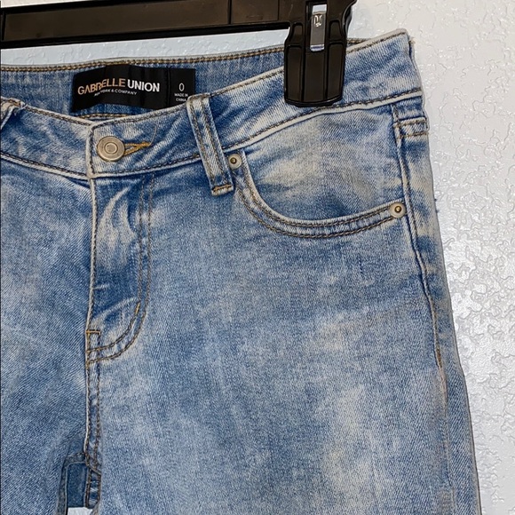 Distressed Jeans - Picture 3 of 3